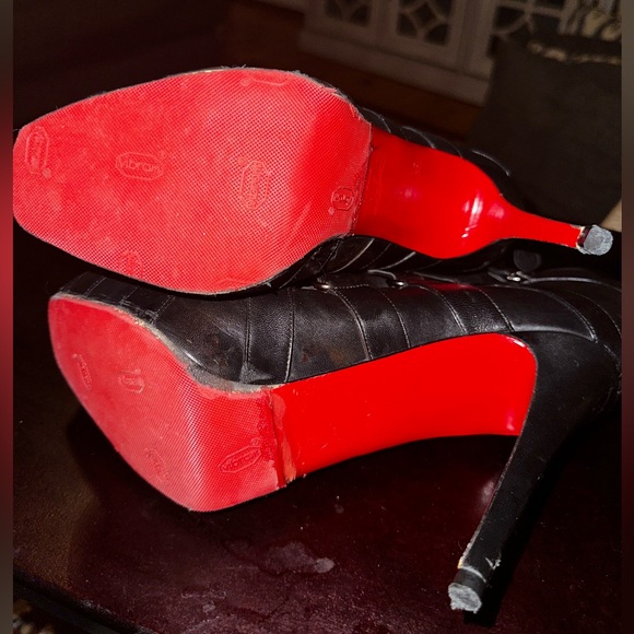 Christian Louboutin Nitoinimoi 120 Bandage booties, 40, US size 10. (Boots only) - Picture 6 of 6